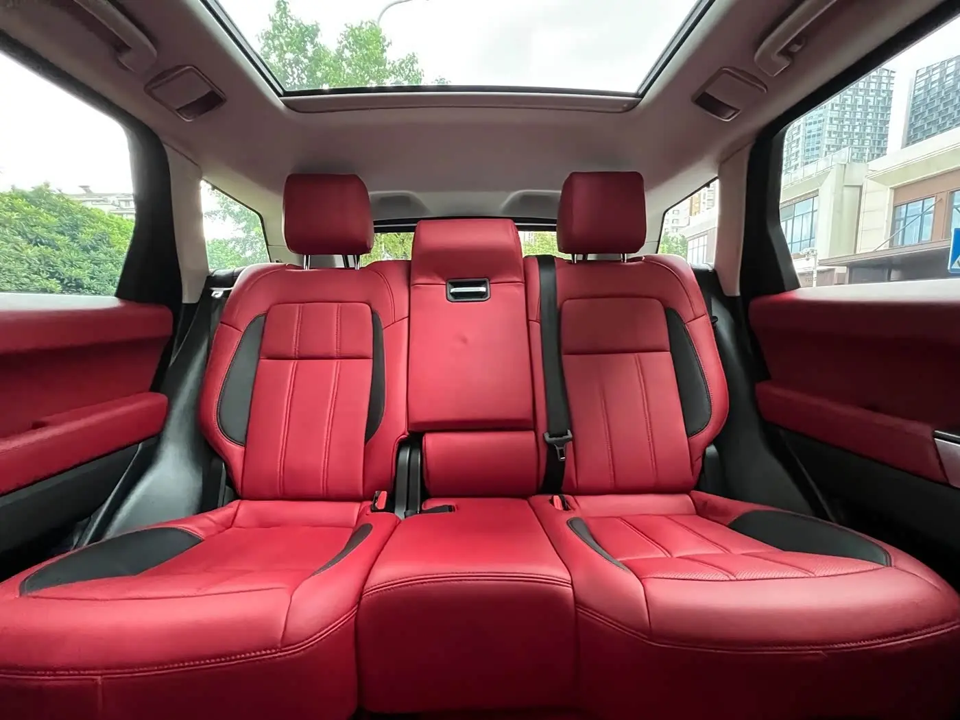 Land Rover Range Rover Sport 2021 — Фото 12/20