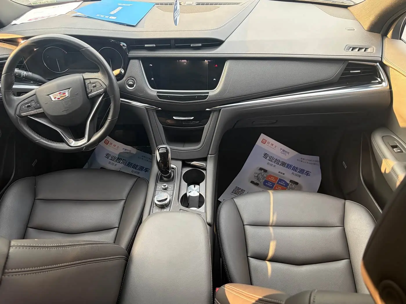 Cadillac XT6 2022 — Фото 10/16