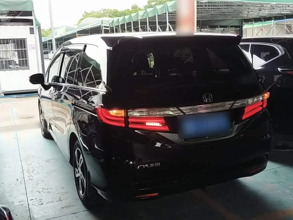 Honda Odyssey 2018 — Photo 5/20