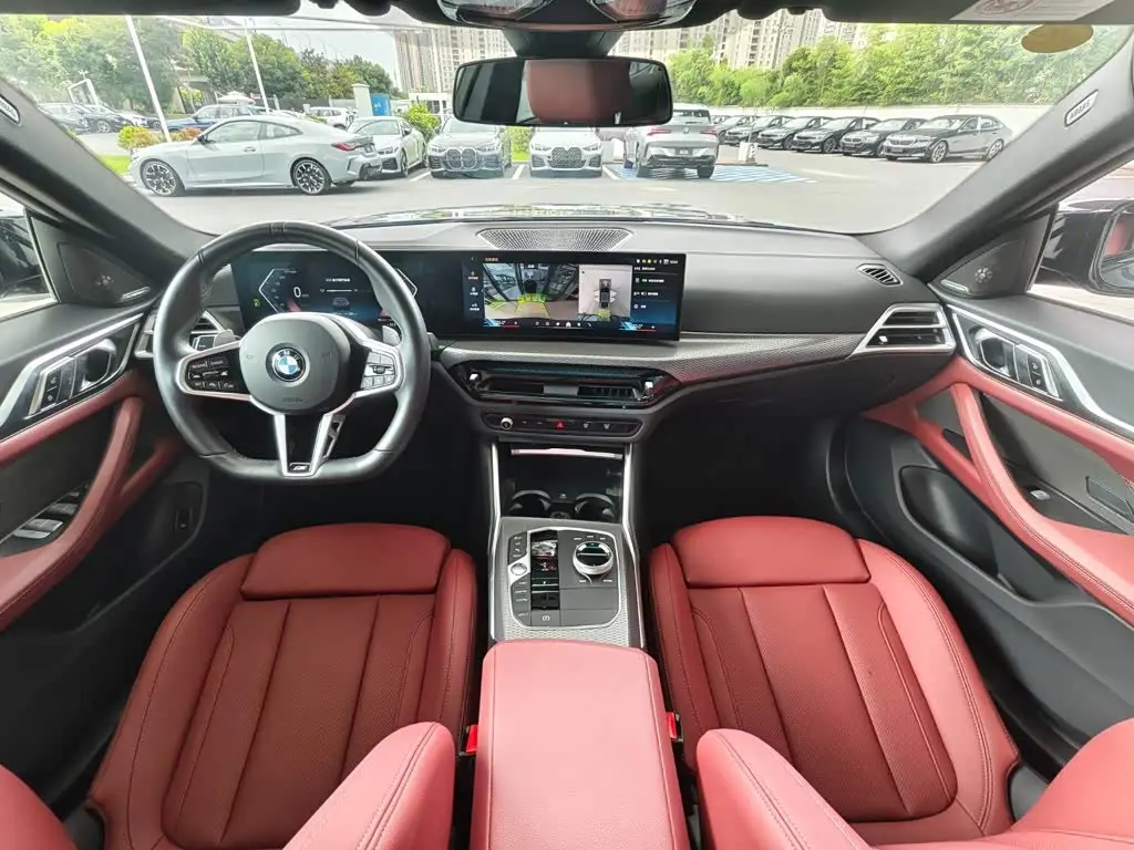 BMW 4 Series 2025 — Photo 14/18