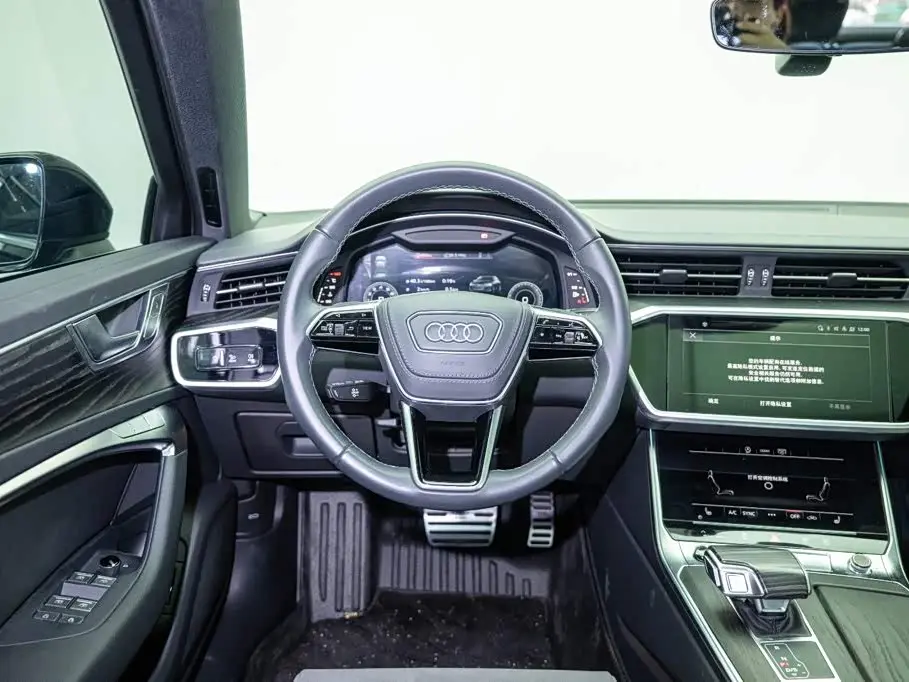 Audi A6L 2024 — Photo 11/20