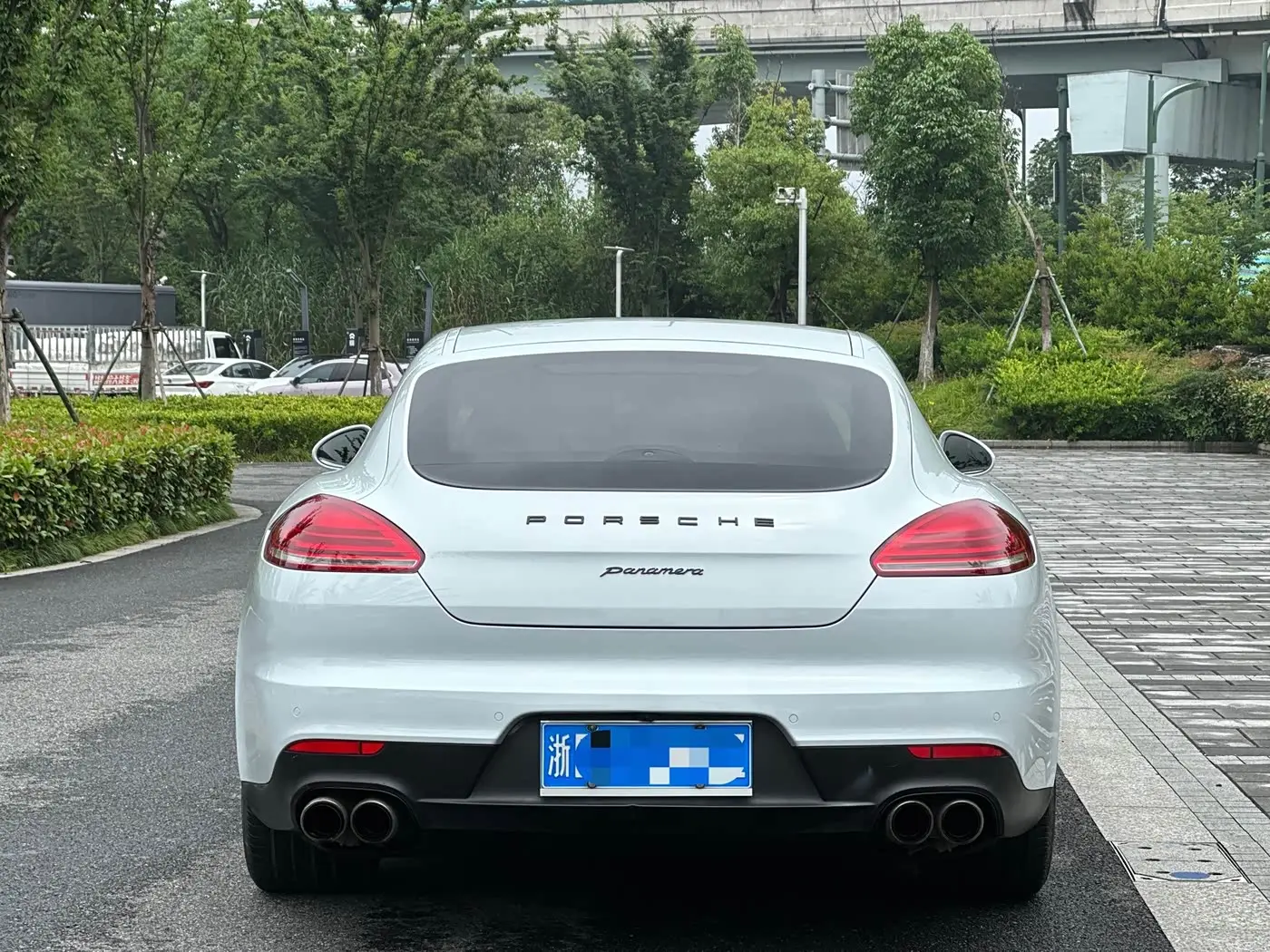 Porsche Panamera 2016 — Photo 5/16
