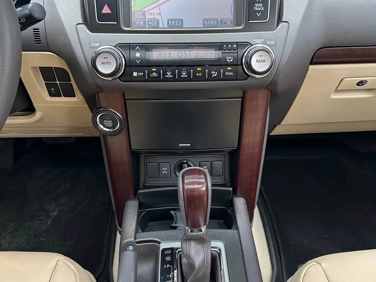 Toyota Prado 2015 — Фото 14/20