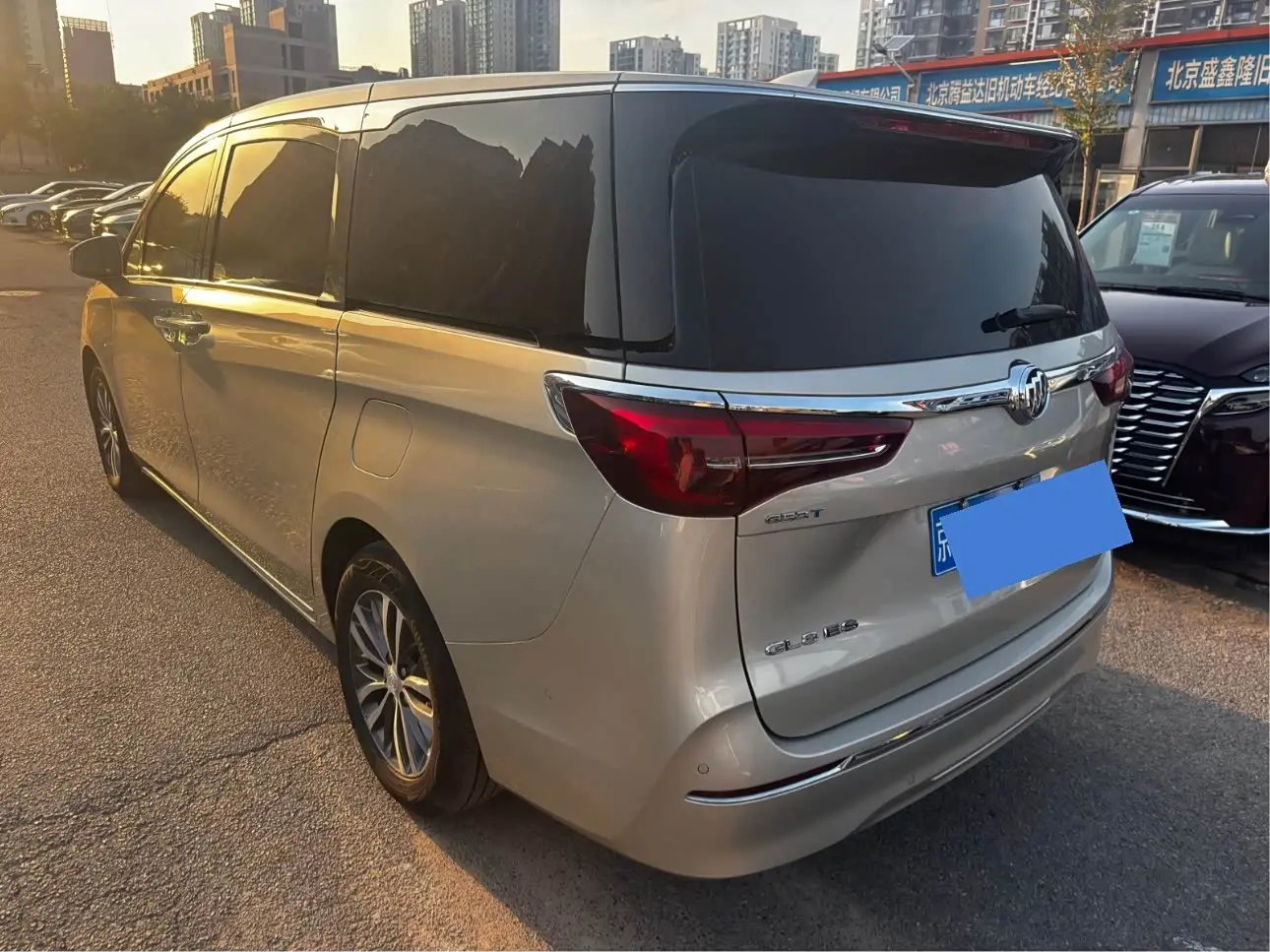 Buick GL8 2022 — Photo 14/16