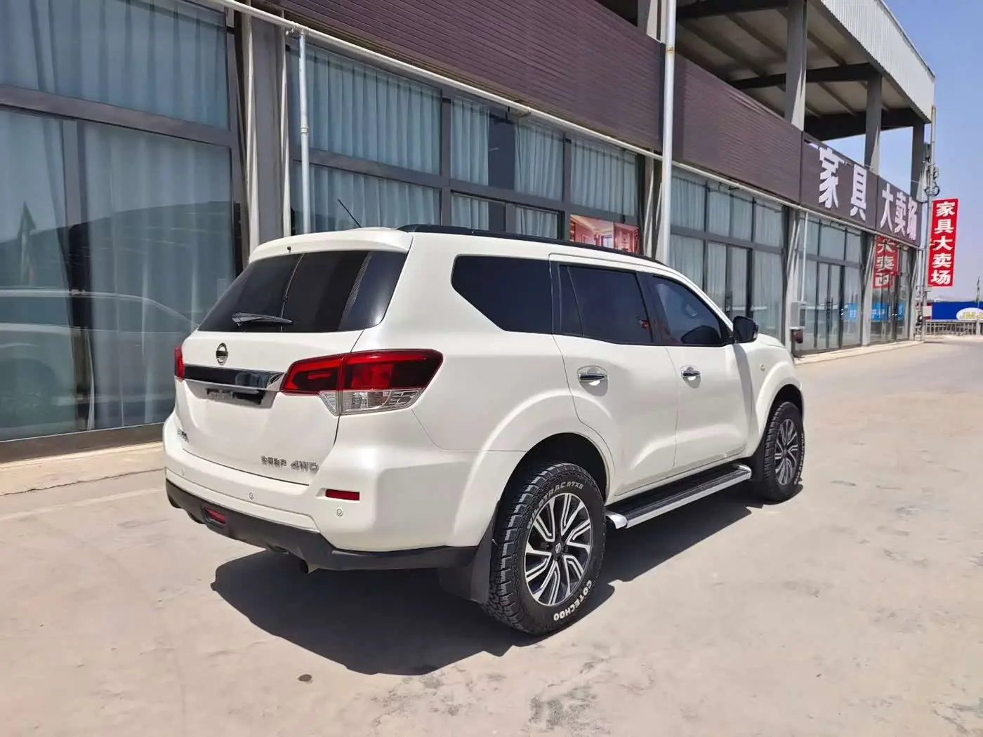 Nissan Terra 2019 — Şəkil 6/10