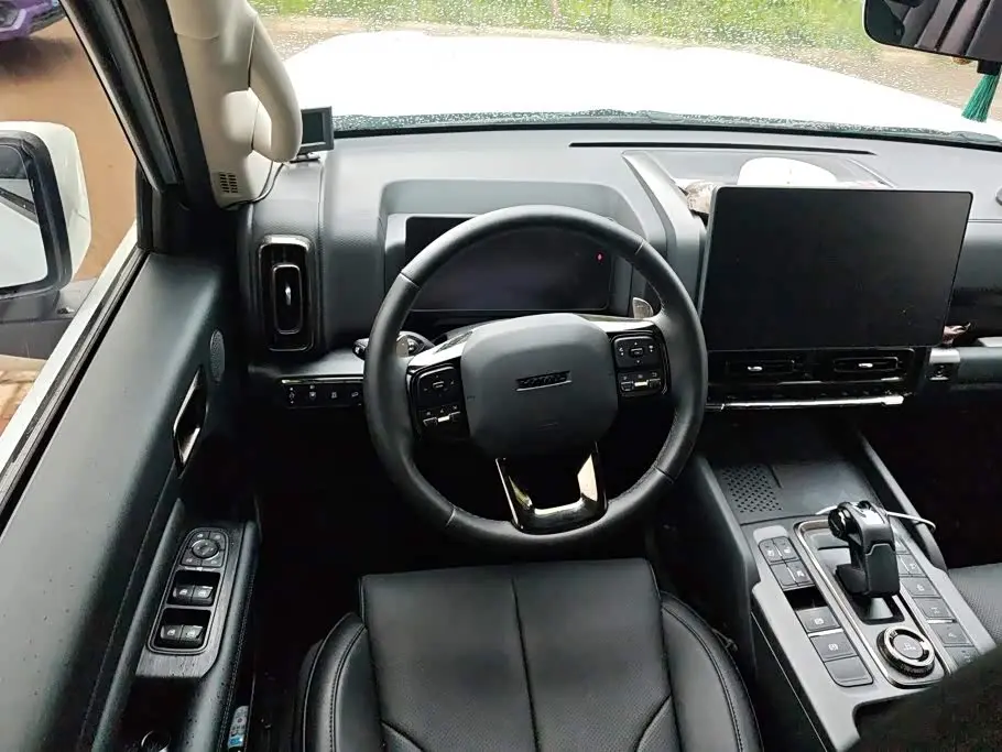 Haval H9 2025 — Photo 15/16