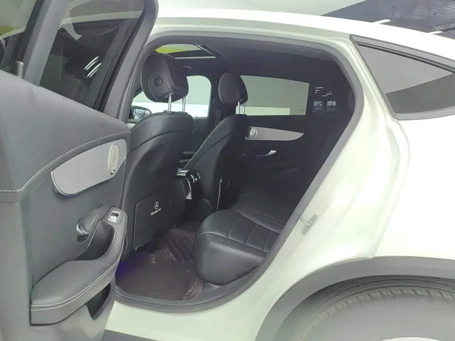 Mercedes-Benz GLC Coupe 2021 — ფოტო 11/16