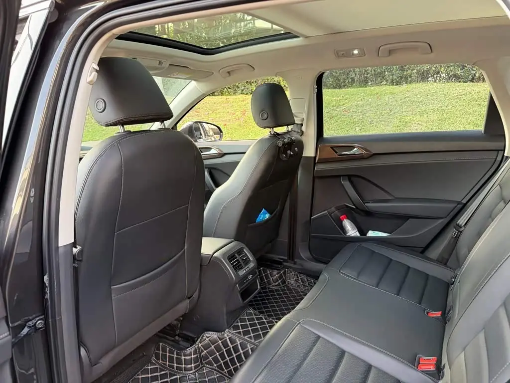 Volkswagen Tharu 2022 — Photo 11/14