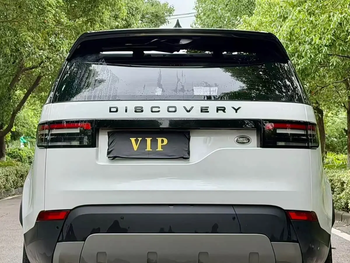 Land Rover Discovery 2019 — Photo 10/10