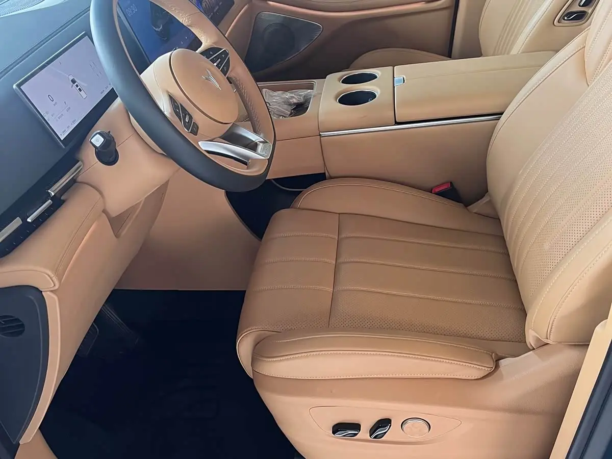 Voyah Auto Voyah Dreamer 2024 — Photo 4/16