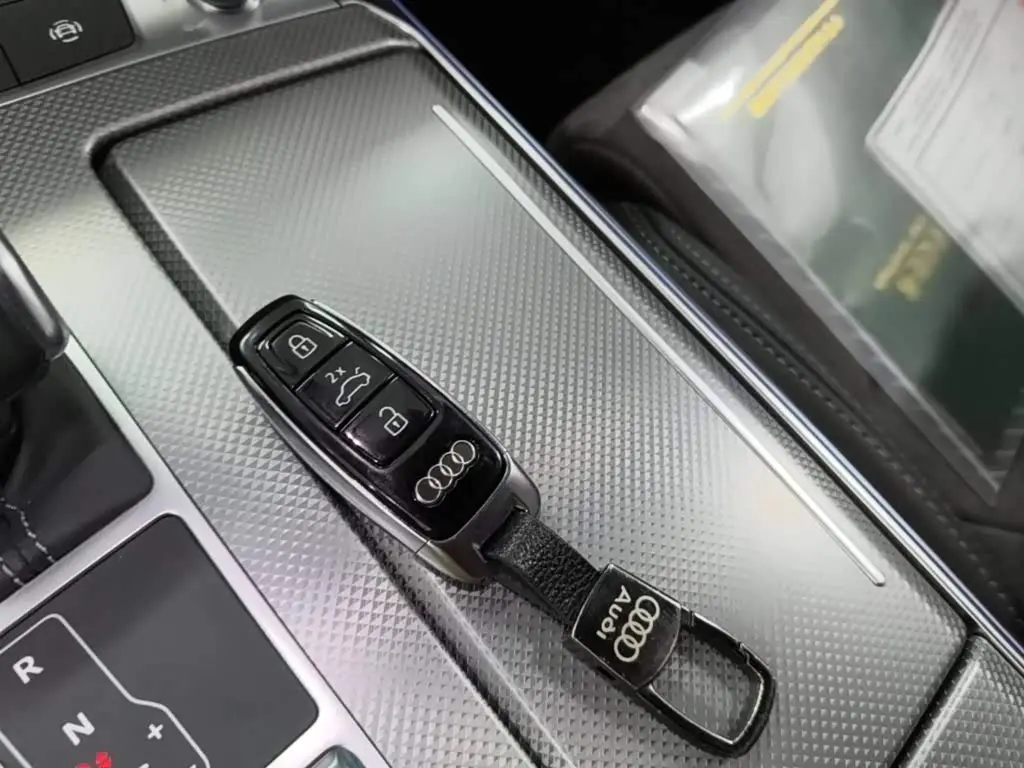 Audi A6L 2021 — Photo 15/20