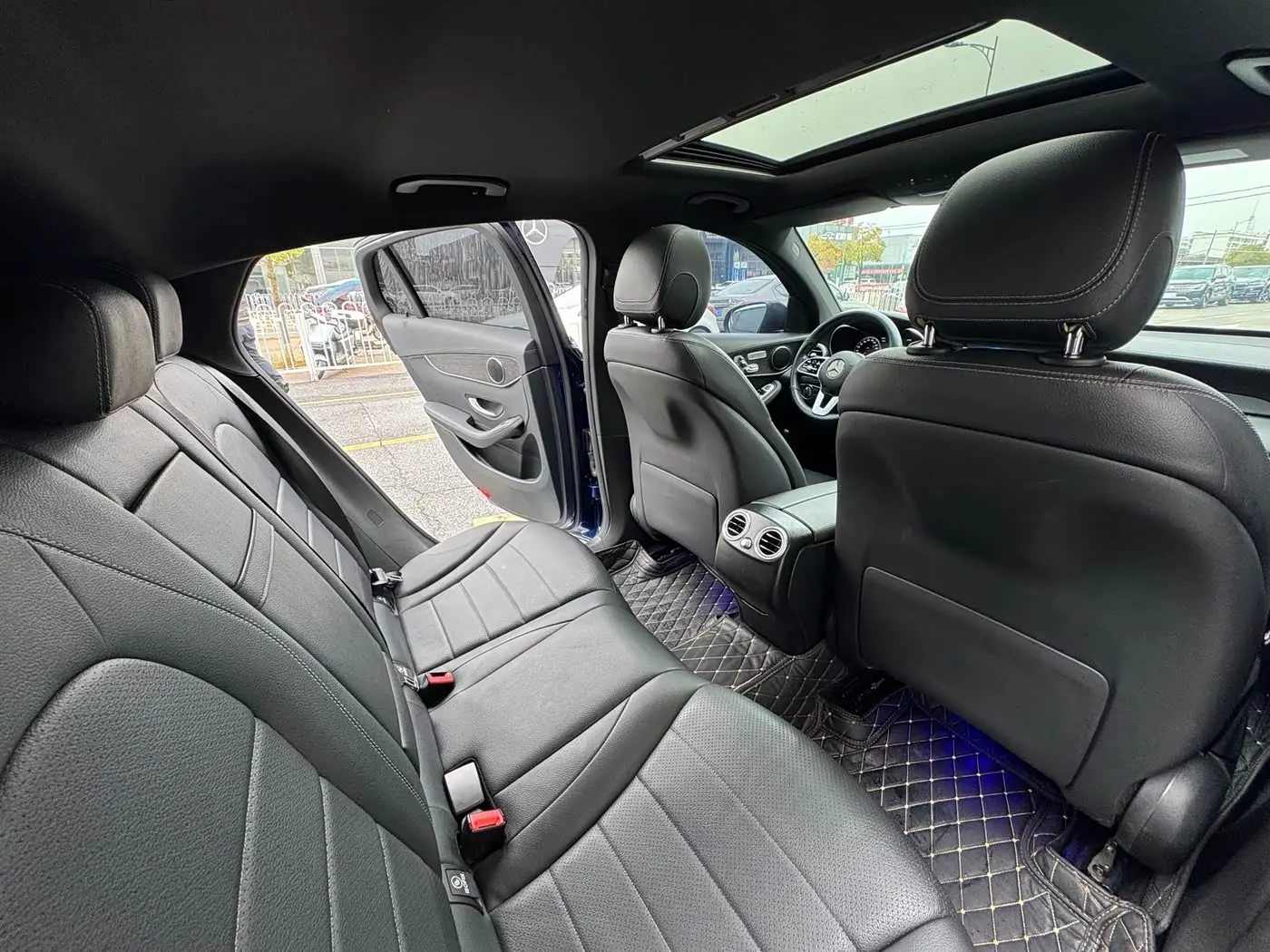 Mercedes-Benz GLC Coupe 2020 — Photo 13/20
