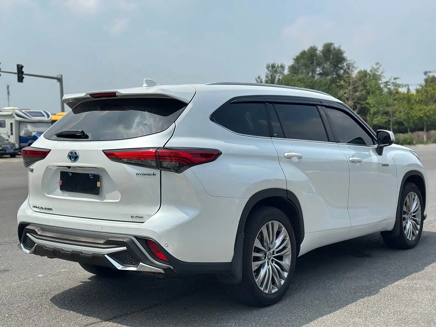 Toyota Highlander 2022 — Şəkil 5/14