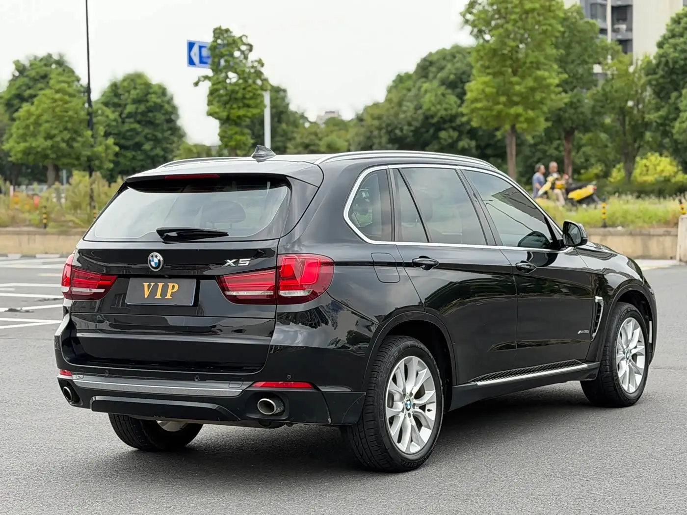 BMW X5 2018 — Фото 5/11