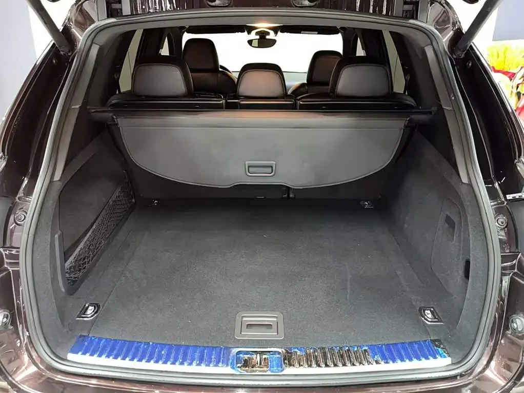 Porsche Cayenne 2017 — Şəkil 13/16