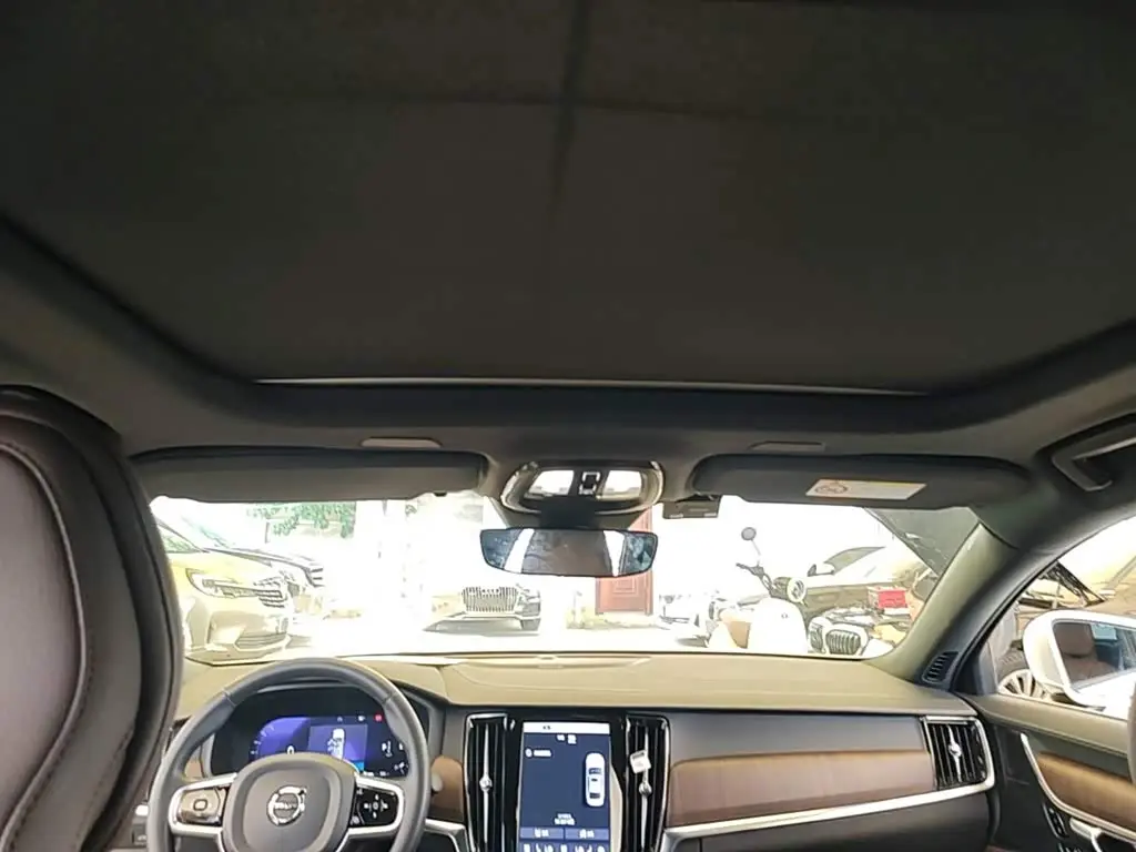 Volvo S90 2022 — Фото 14/20