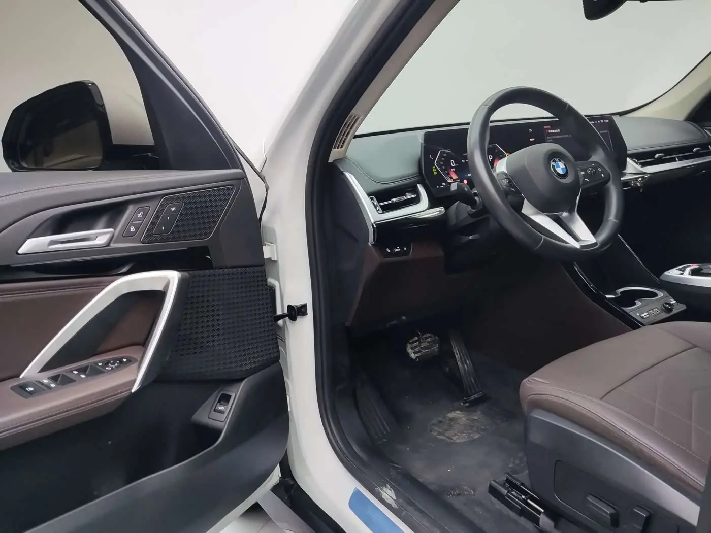 BMW X1 2023 — Photo 11/20