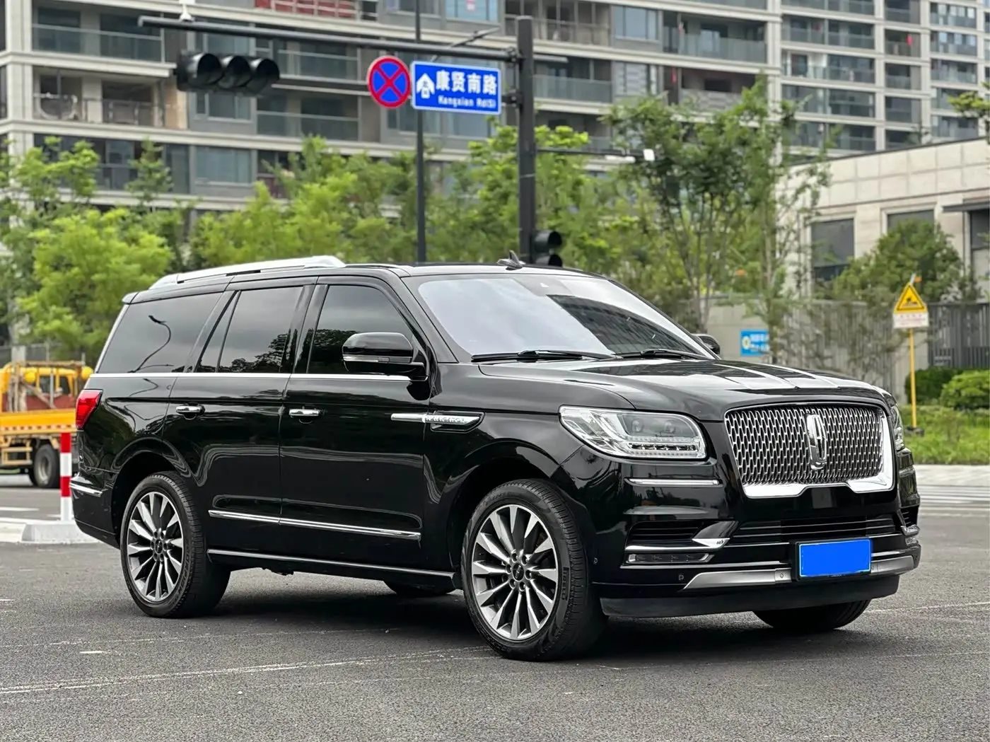 Lincoln Navigator 2020 — Фото 3/18