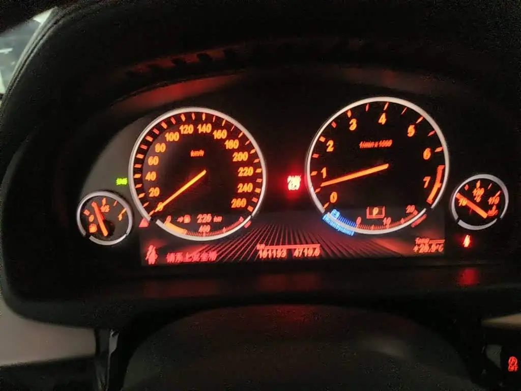 BMW X6 2015 — Photo 4/12