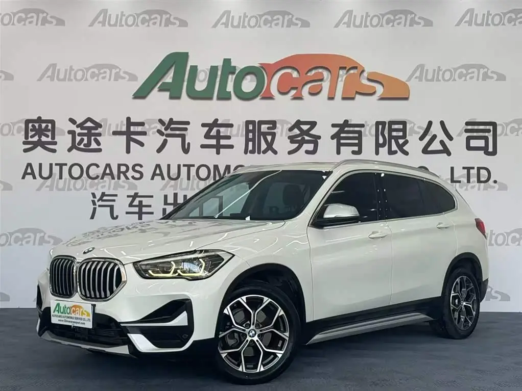 BMW X1 2022 — Photo 1/9