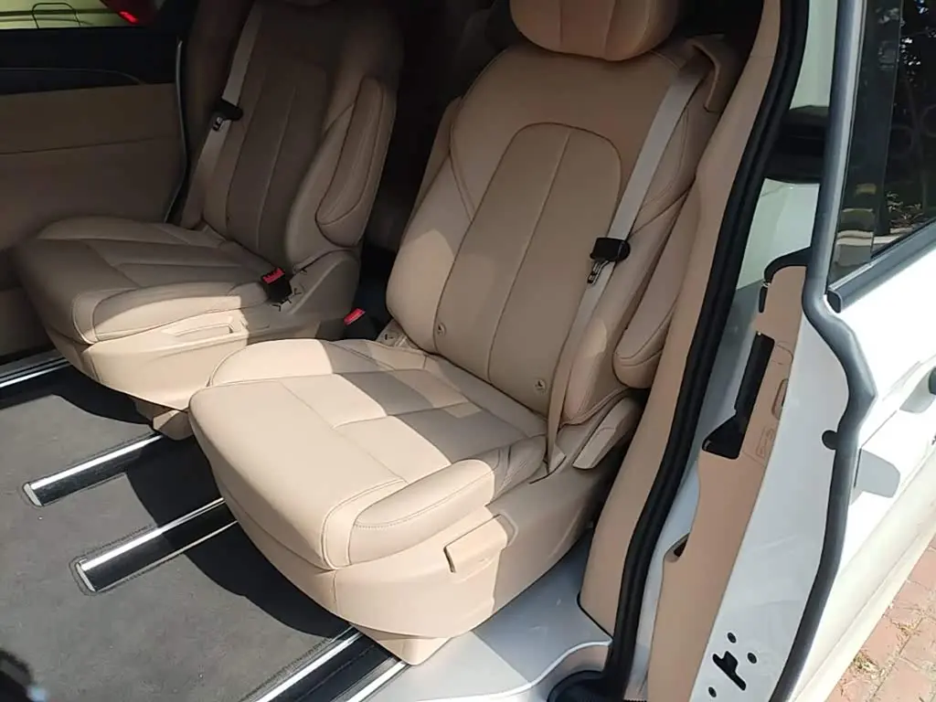 Buick GL8 New Energy 2025 — Şəkil 17/20