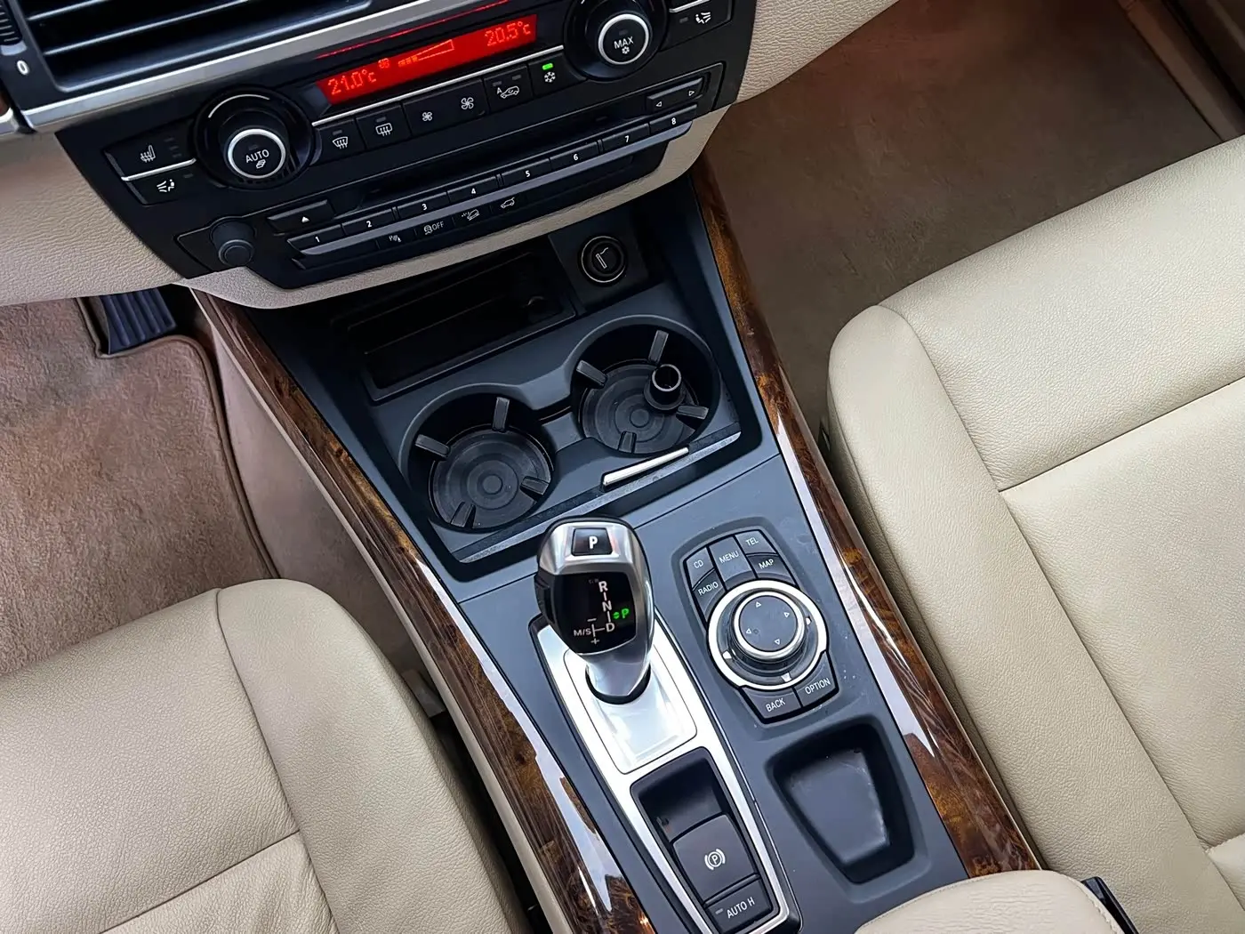 BMW X5 2012 — Photo 15/20