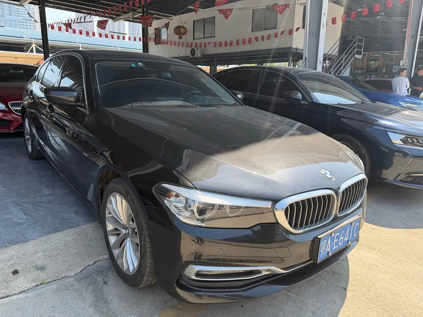 BMW 5 Series 2018 — Фото 3/14