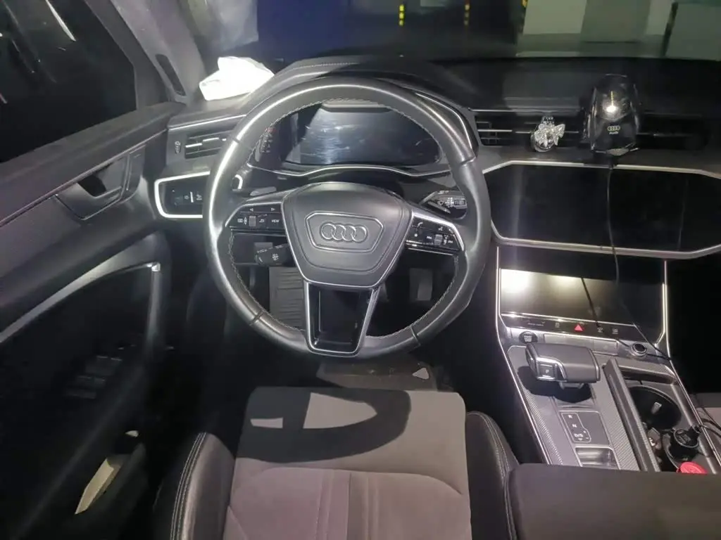 Audi A6L 2024 — Photo 3/20