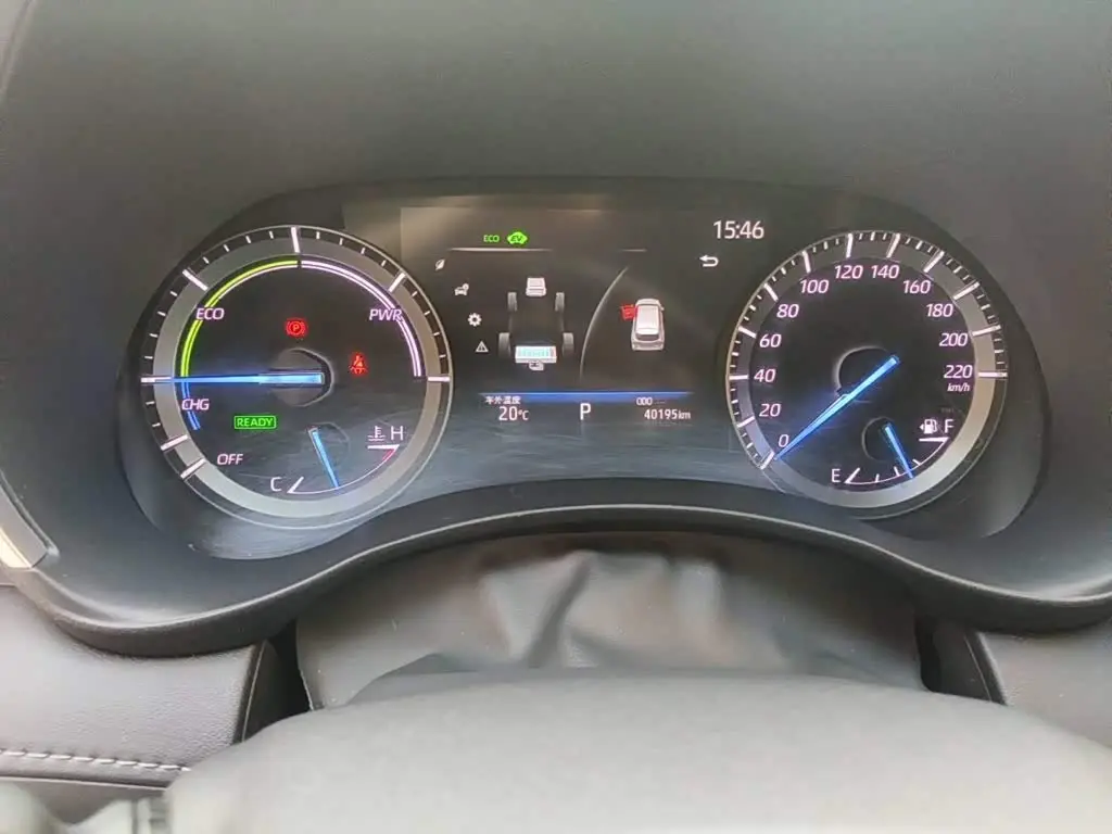 Toyota Highlander 2024 — Photo 4/13