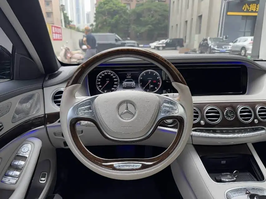 Mercedes-Benz Maybach S-Class 2015 — Фото 9/17