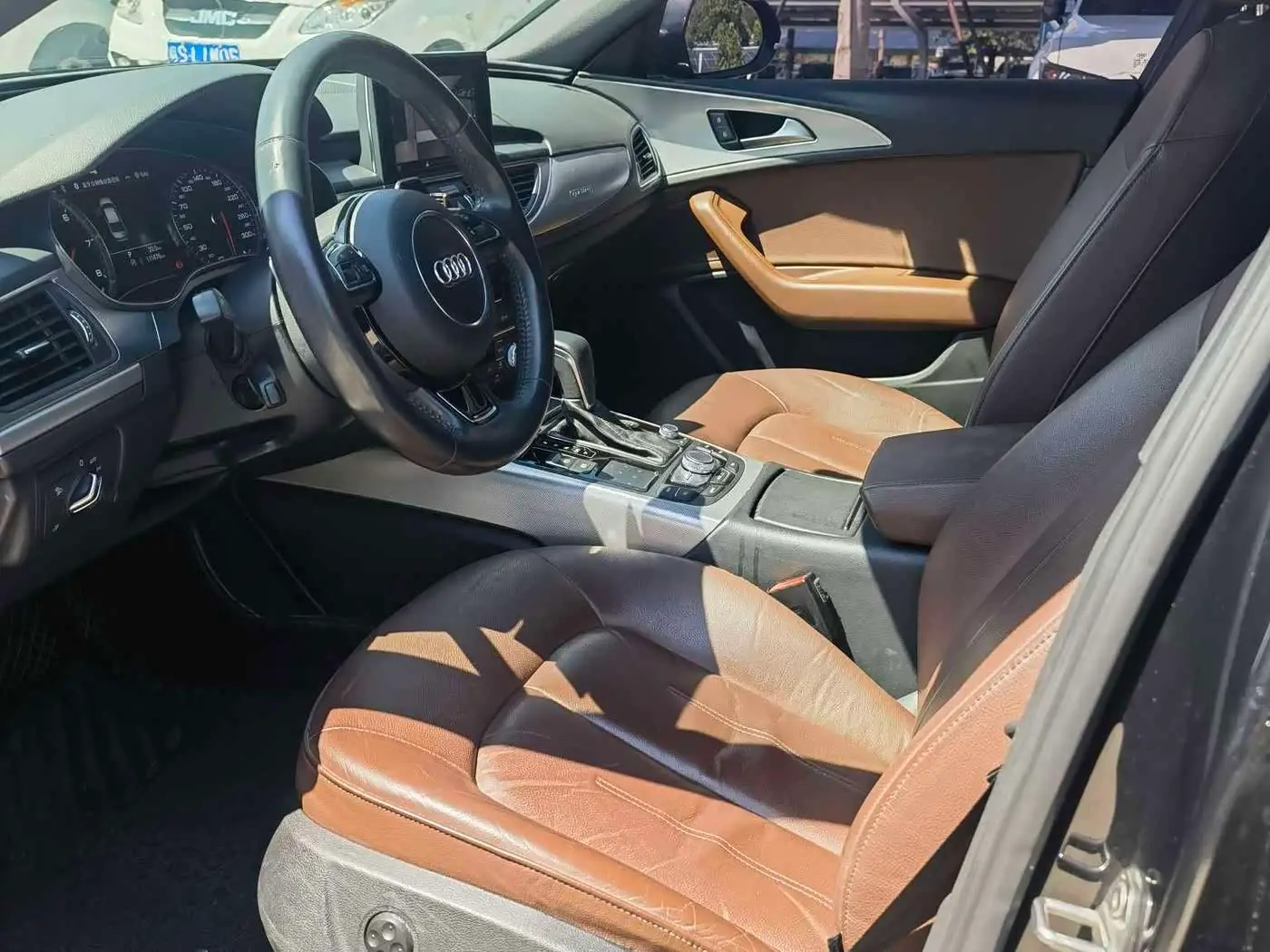 Audi A6L 2017 — Photo 12/20