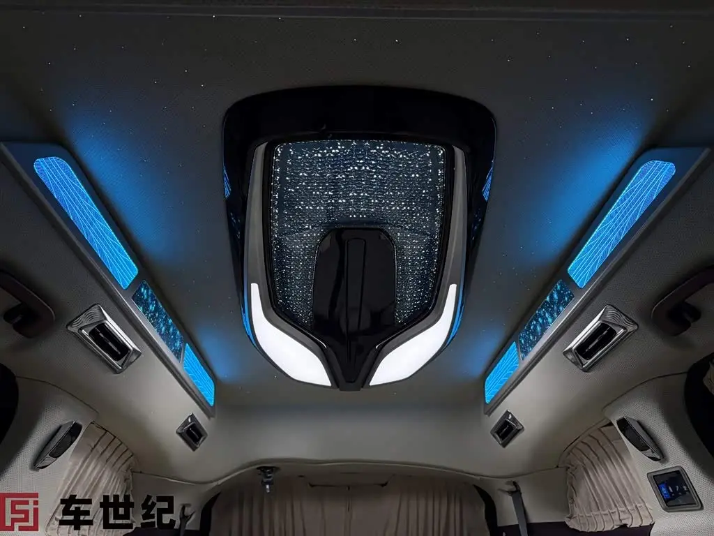 Toyota Sienna 2025 — Photo 9/11