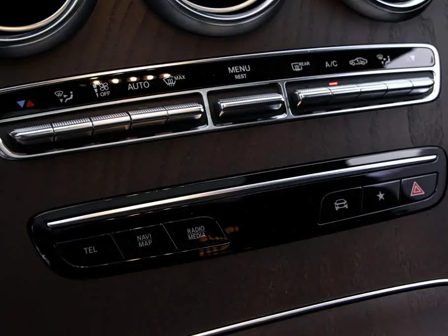 Mercedes-Benz GLC 2022 — Фото 9/20