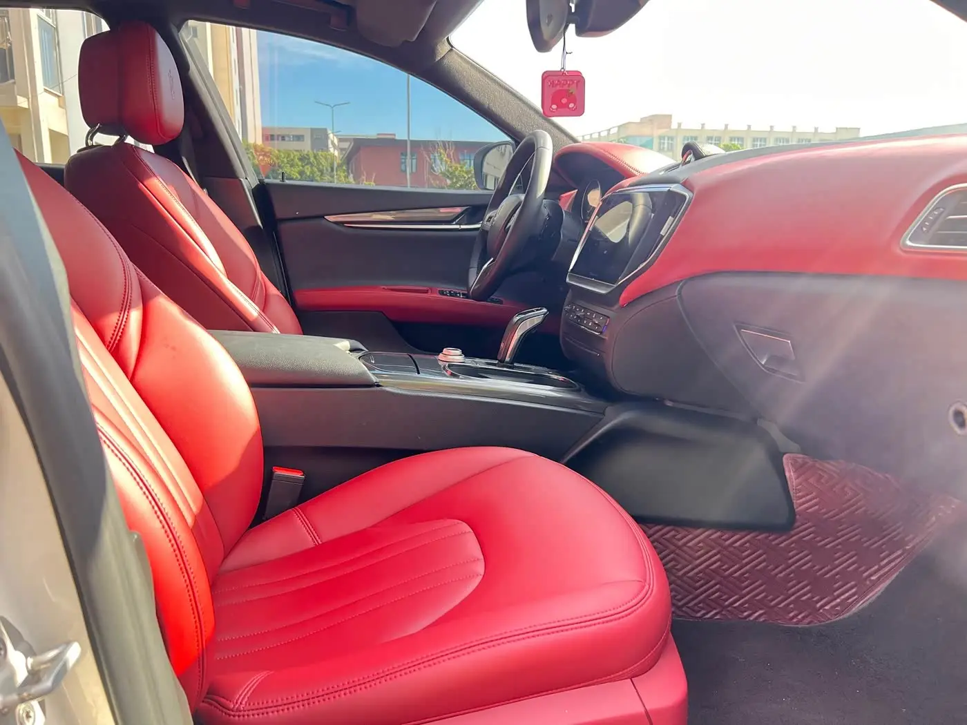 Maserati Ghibli 2022 — Photo 20/20
