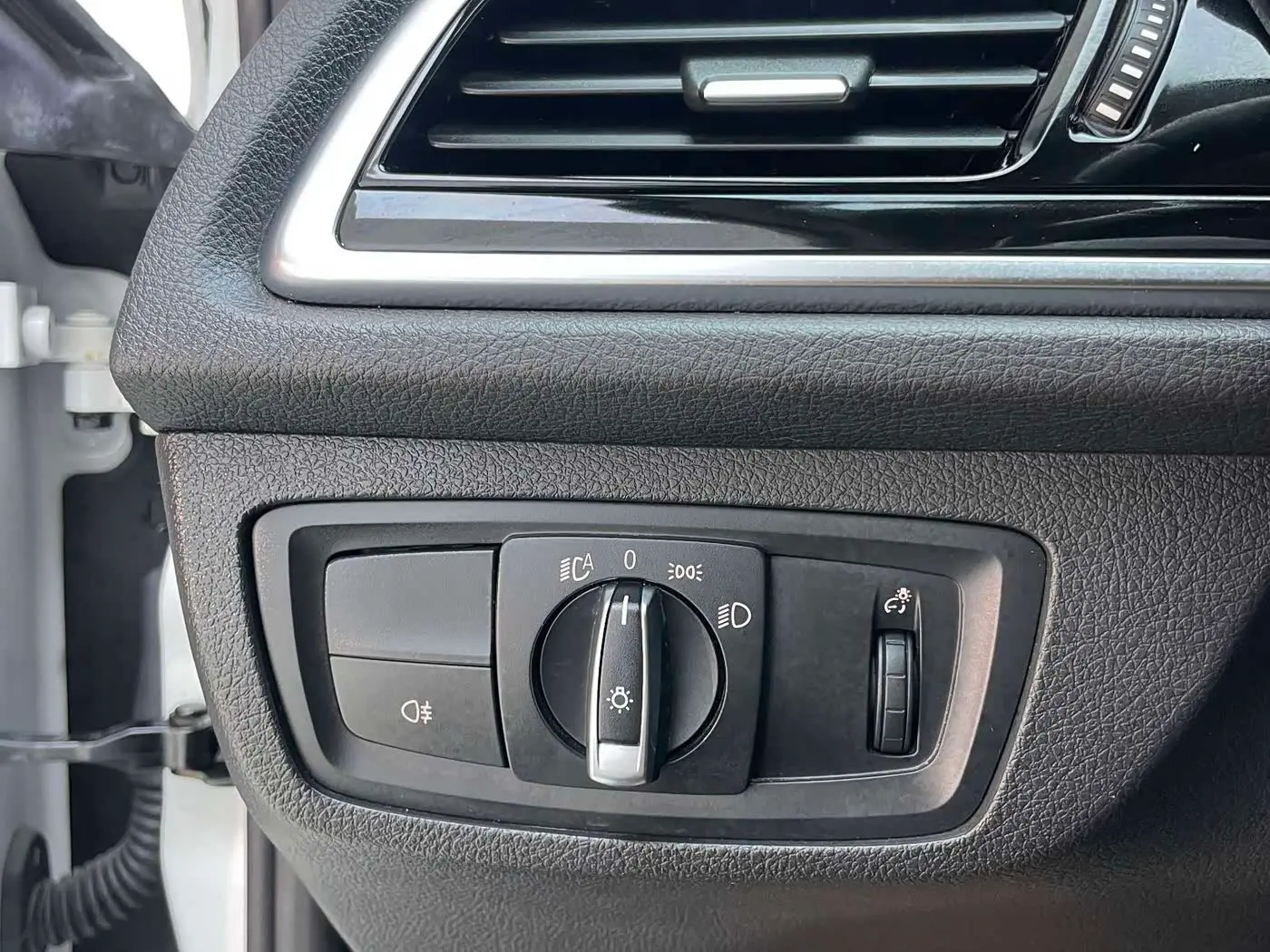 BMW 1 Series 2022 — Photo 16/20