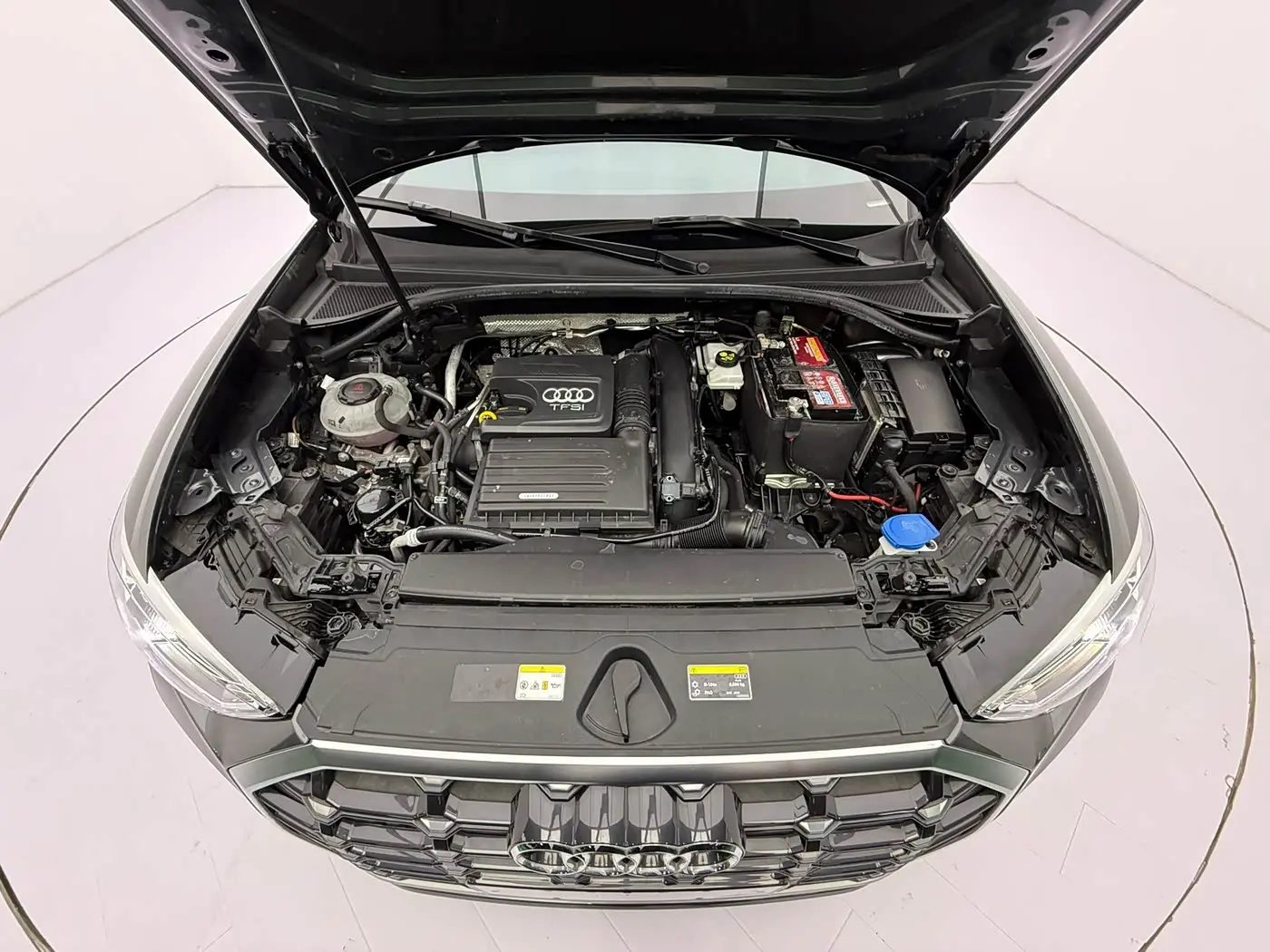 Audi Q3 2022 — Photo 8/20