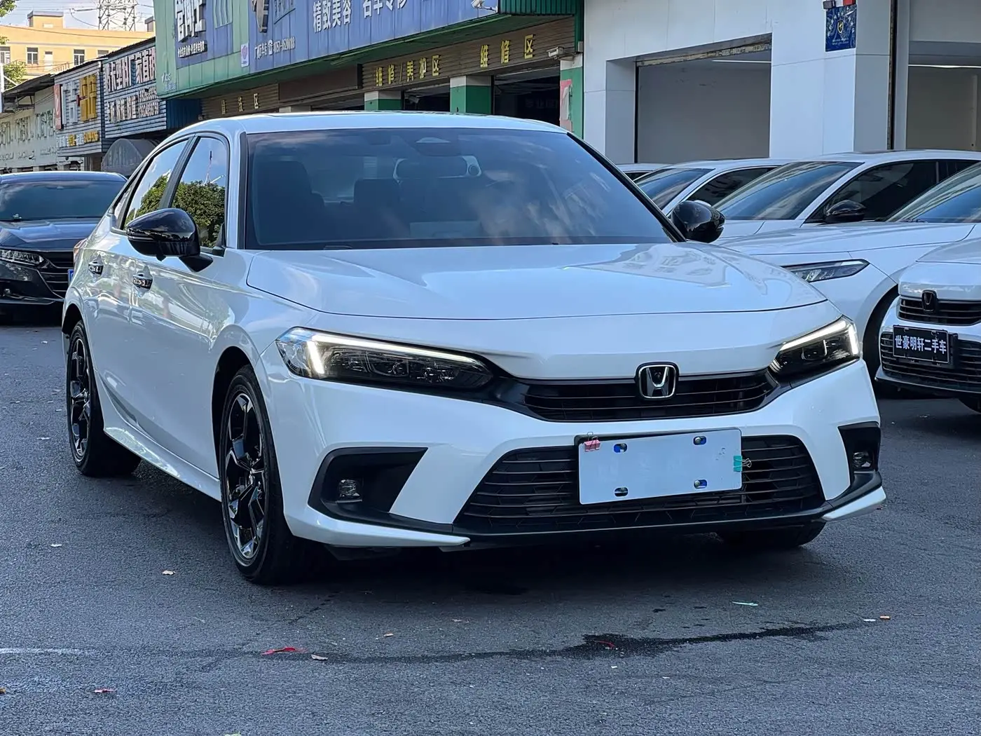 Honda Civic 2024 — Фото 1/10