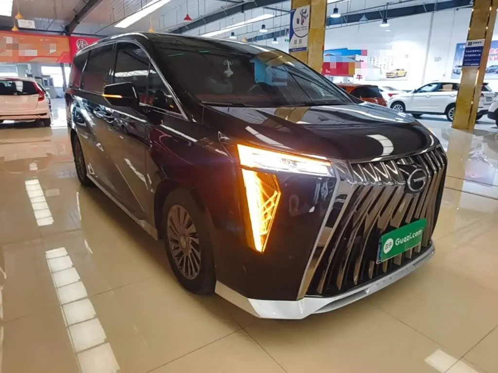 GAC Trumpchi Trumpchi M8 2023 — Photo 4/20