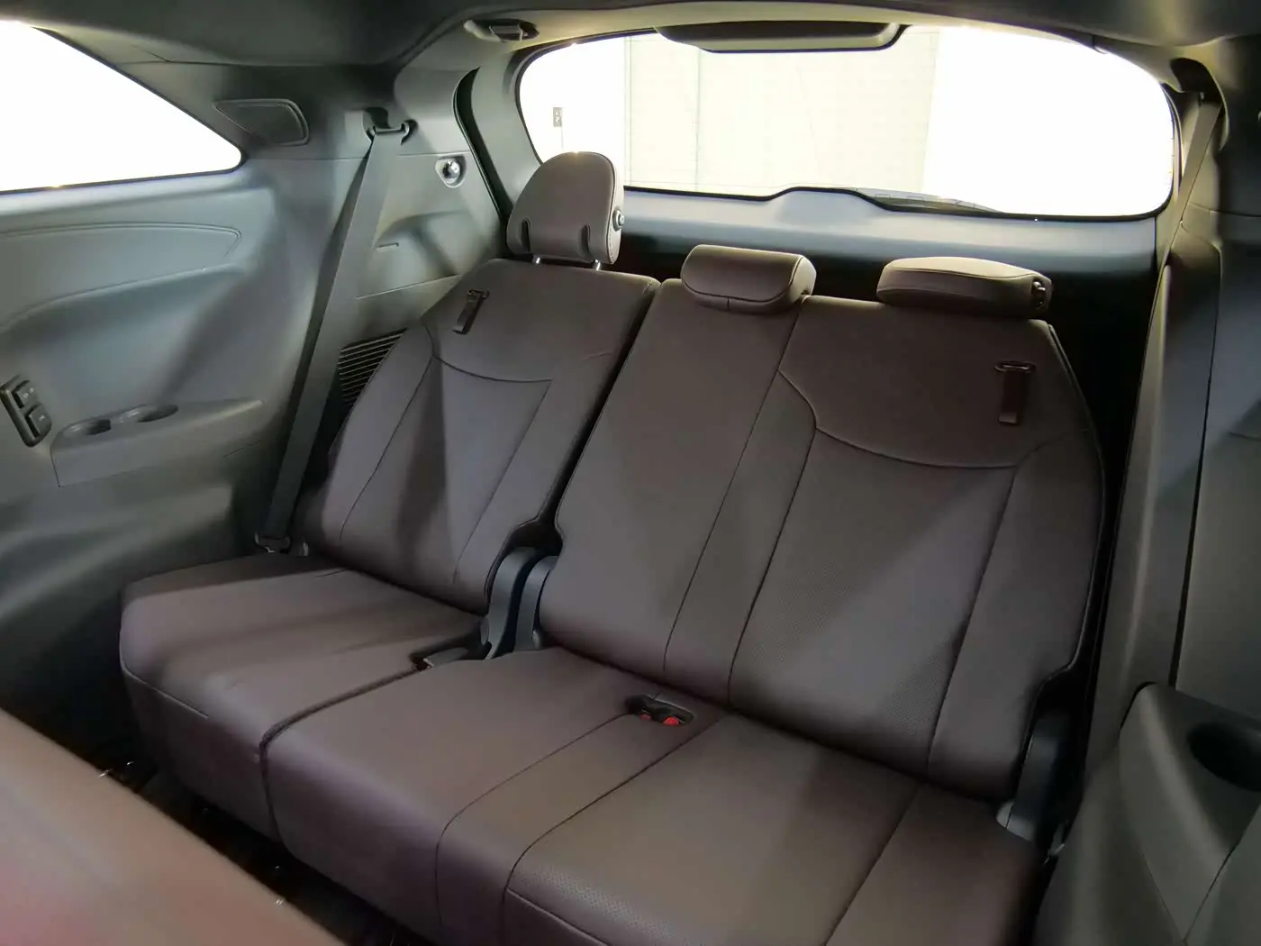Toyota Sienna 2022 — Photo 10/20