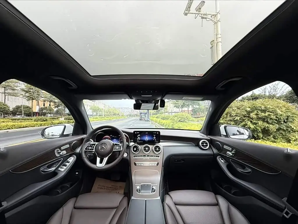 Mercedes-Benz GLC 2021 — Фото 15/20