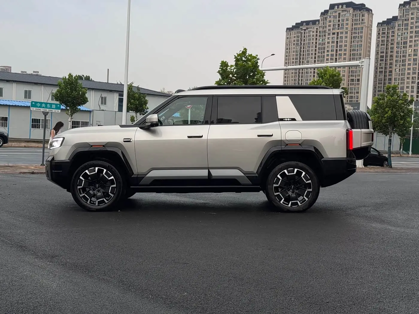 Fang Cheng Bao Leopard 8 2026 — Photo 8/20