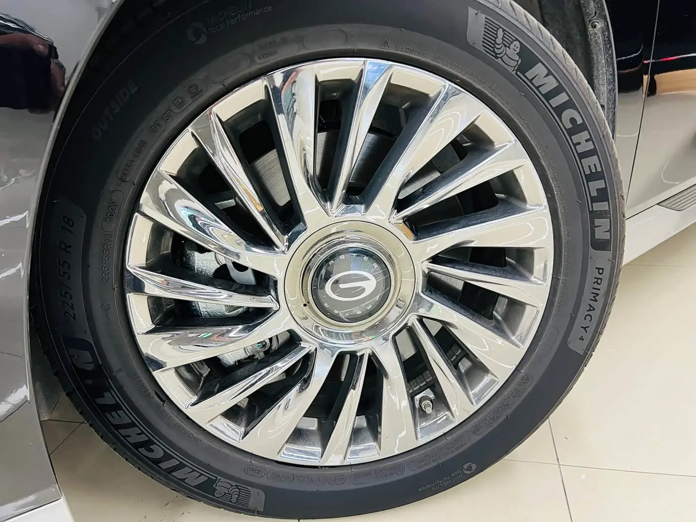 GAC Trumpchi Trumpchi M8 2025 — Photo 3/19