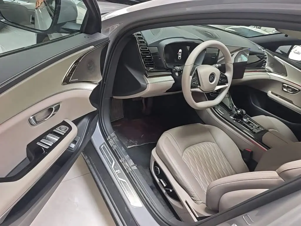 BYD Han 2026 — Photo 16/20