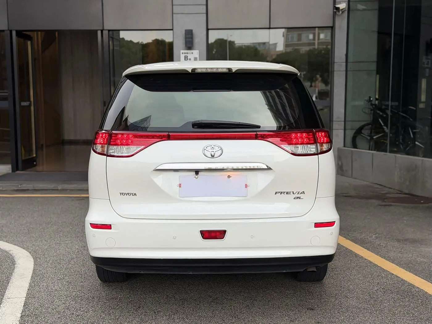 Toyota Previa 2018 — Photo 20/20