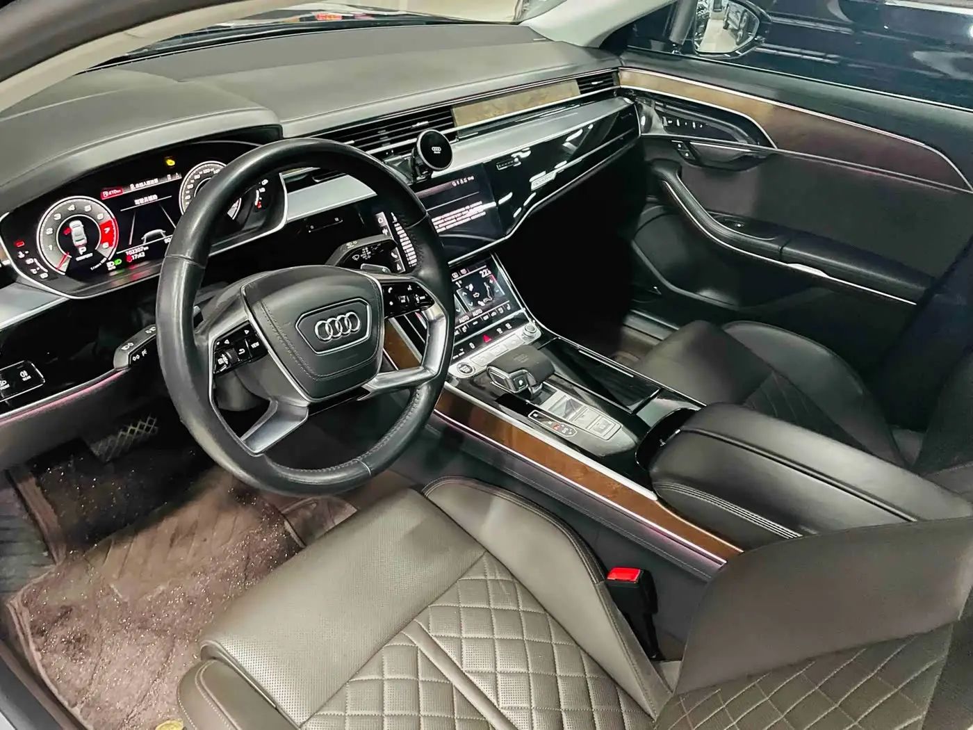 Audi A8 2020 — Photo 10/16