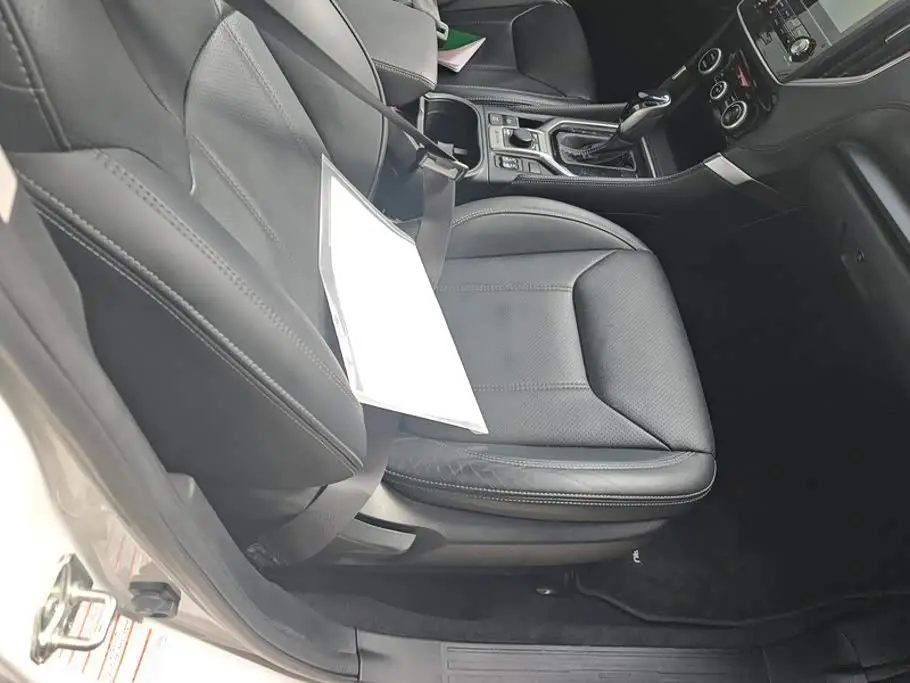 Subaru Forester 2020 — Фото 8/16