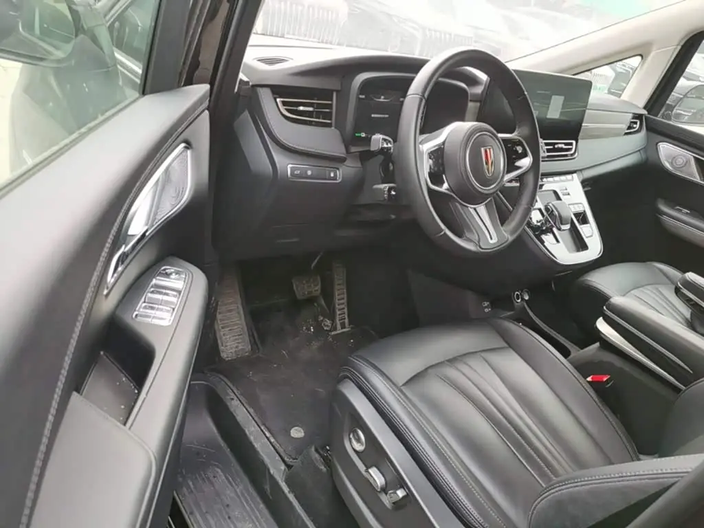 Hongqi HQ9 PHEV 2024 — ფოტო 16/20