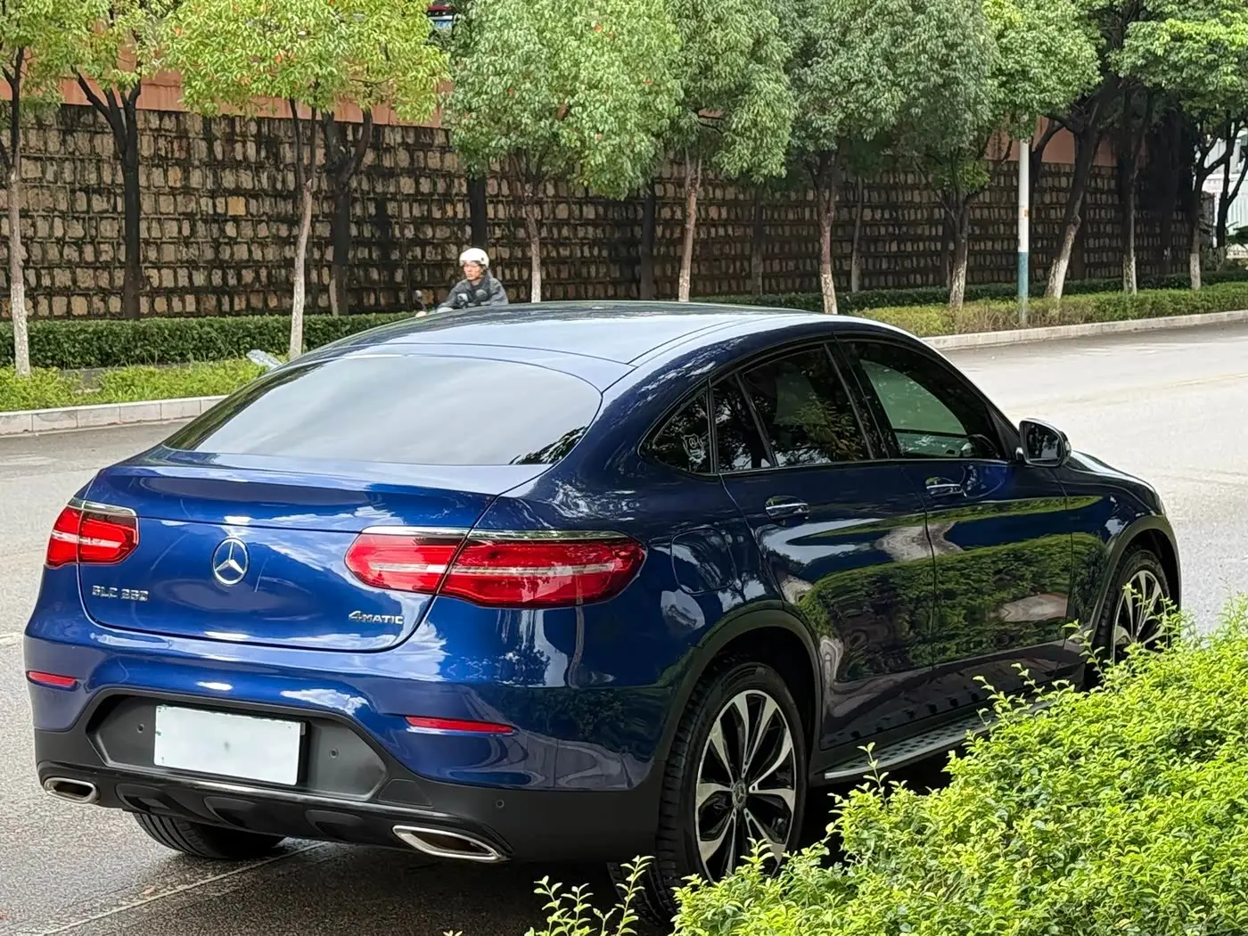 Mercedes-Benz GLC Coupe 2018 — Фото 5/17