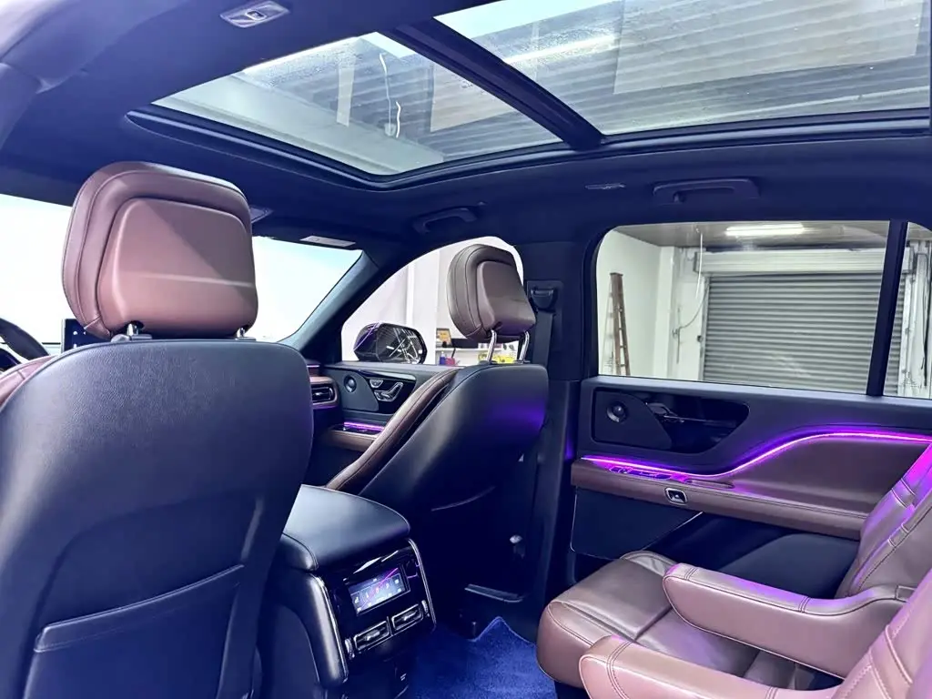 Lincoln Aviator 2020 — Photo 19/20