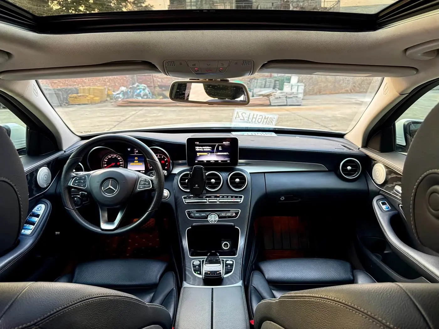 Mercedes-Benz C-Class 2018 — Фото 6/9